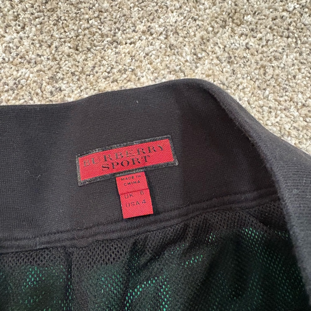 Burberry sport green mini skirt size 4 - Picture 5 of 6
